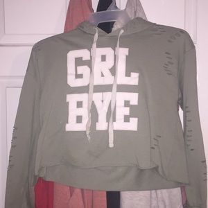 Longsleeve crop top good shape only worn once